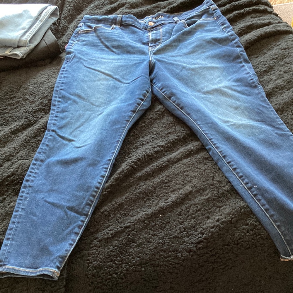 AE Curvy Super Hi-Rise Jegging. Size 18 Short